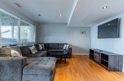 Bobcaygeon Cottage | Family-Friendly Cottage on Pigeon Lake