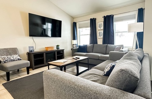 Stanley Bridge Condo | Family friendly two bedroom king villa with washer/dryer