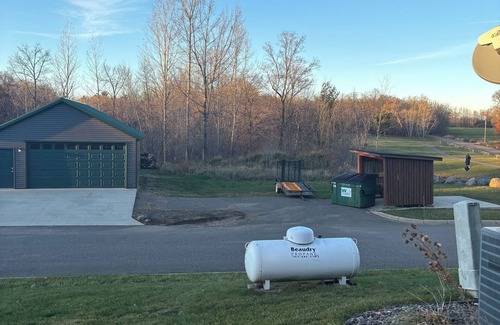 Garrison Cabin | Family Friendly Cabin- 5 Beds