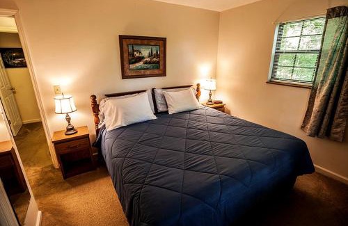 Greeneville House | Family-Friendly Cabin Rental with River Views near Knoxville