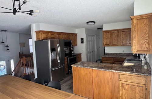 Baxter Cabin | Family-friendly cabin with beautiful sand beach