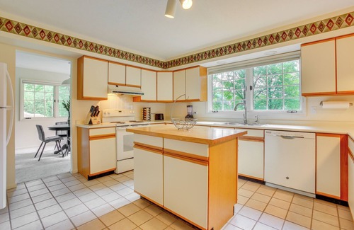 Cadillac House | Family-Friendly Cadillac Home w/Golf Course Views