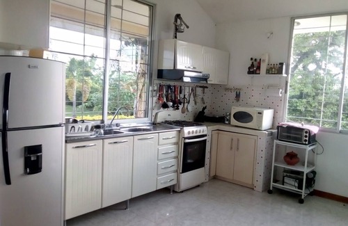 Armenia Ski Chalet | Family friendly Chalet with swimming pool near "Parque del Cafe"