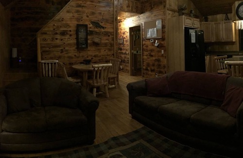 Wetmore Cabin | Family friendly chalet style, Hiking, Inland lakes, Pic Rocks/Munising!