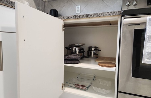 Southwest Edmonton House | Family-friendly, clean & affordable 2-BR basement suite close to YEG airport.
