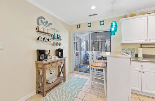Ocean Pines House | Family friendly close to OC, pool access