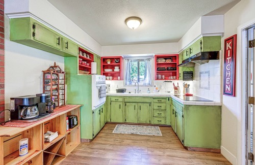 Raisin House | Family-Friendly Clovis Home w/Gas Grill + Patio!