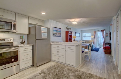 Belle Vista Condo | Family Friendly Condo: Building is DIRECTLY on Gulf!