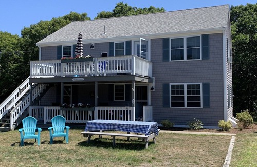 Hyannis Condo | Family friendly condo 70 steps to Keyes ocean beachfront