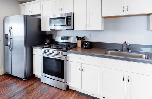 South Oceanside Condo | Family-Friendly Condo w/Beach Access, Free WiFi, and Private Washer/Dryer