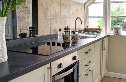 Ampney Crucis House | Family friendly Cotswold retreat, full of character, local attractions close by