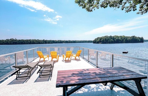 The Archipelago Cottage | Family Friendly Cottage on Spectacular Kapikog Lake Muskoka