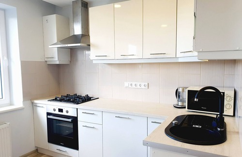 Gatauciai Apartment | Family friendly, cozy and spacious 3 bedroom apartment in Joniškis, town centre.
