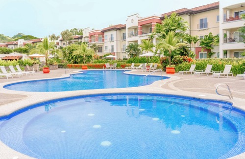 Herradura Apartment | Family-Friendly Condo w/Private Garden @ Los Sueños