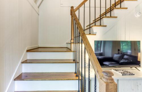 Dadeville House | Family-Friendly Dadeville Cabin with Hot Tub and Porch