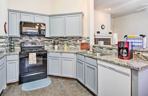 Dallas House | Family-Friendly Dallas Home w/ Game Room!