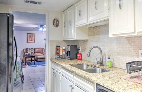 North Dallas House | Family-Friendly Dallas Townhouse w/Private Patio!