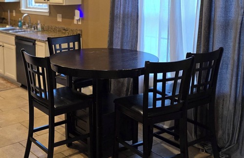 Benton House | Family-Friendly Escape with Cozy Touches & Secure Stay - Near everything
