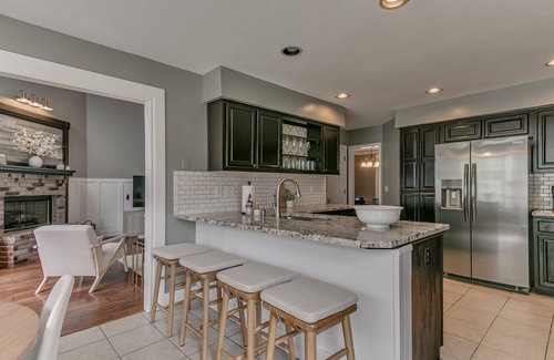 Jenks House | Family-Friendly Gem in Jenks