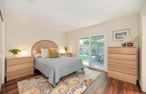 Davis House | Family-Friendly Getaway Near Slide Hill Park home