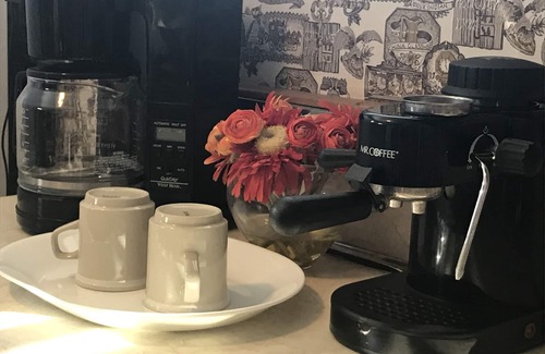 Berlin Cottage | "Family Friendly Getaway" - Close to Assateague/Downtown Berlin/O.C.
