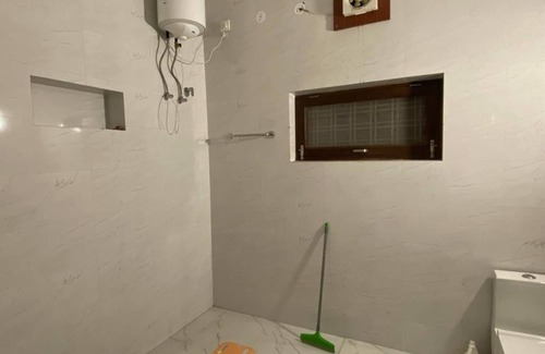 Dehradun Bed & Breakfast | Family Friendly Graphic Era Area