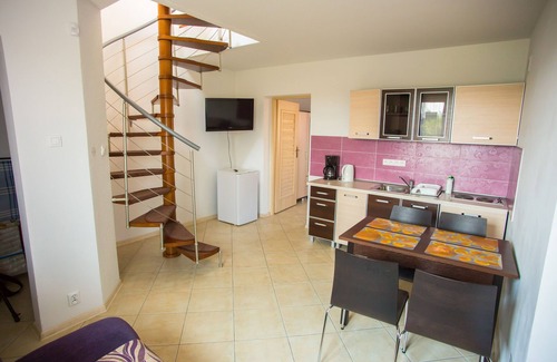 Rowy Apartment | Family-friendly, green area, barbecue area, surrounded by pastures, nature park