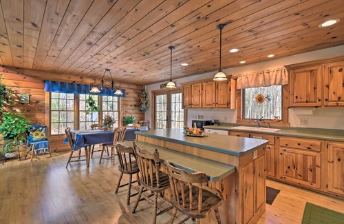 Gresham Cabin | Family-Friendly Gresham Getaway w/Game Room!