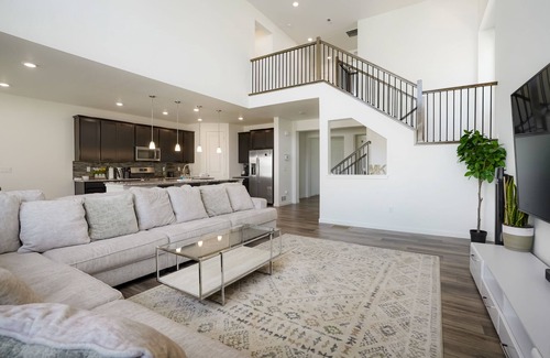 Commerce City House | Family-friendly home near Denver Airport/Downtown