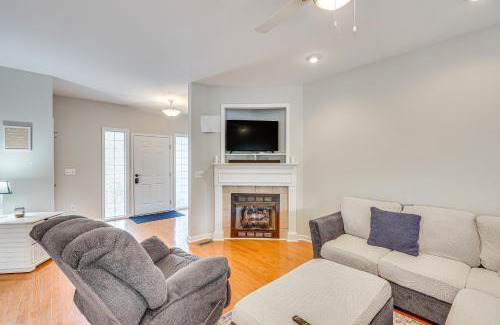 Council House | Family-Friendly Harrells Home with Fire Pit and Kayaks
