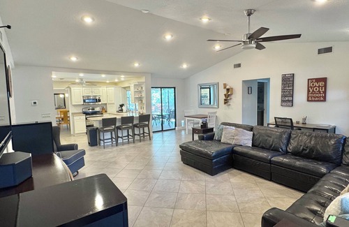 Westlake Village House | Family Friendly heated pool Home 2000sqft “NO parties”