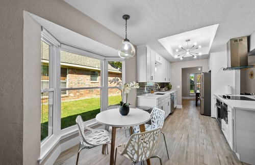 Richardson House | Family Friendly, Heated Pool Spa, 2 King Beds, Cornhole, Foosball, Games, Grill