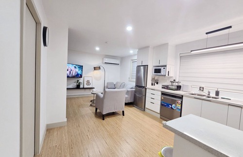 Upper Riccarton House | Family-Friendly House in Riccarton- Clean and Convenient
