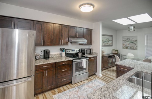 Williamsburg House | Family friendly home near Colonial Williamsburg and Busch Gardens