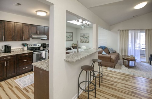 Williamsburg House | Family friendly home near Colonial Williamsburg and Busch Gardens