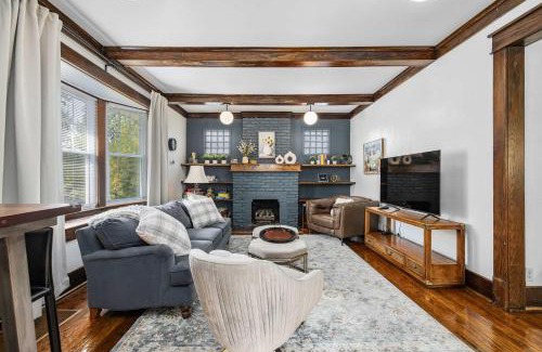 Fort Wayne House | Family Friendly Home - Fenced yard - Parking