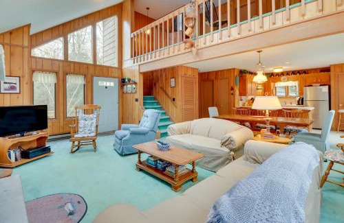 Gouldsboro House | Family-Friendly Home in Big Bass Lake Community!