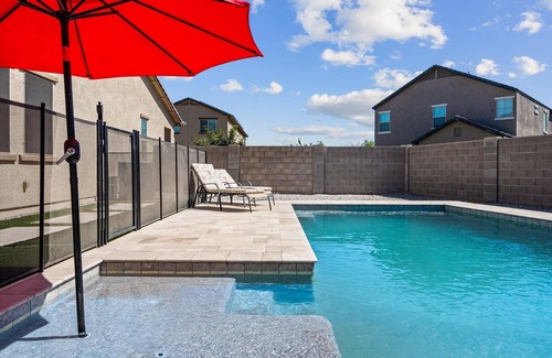 Centerra House | Family Friendly Home Minutes to Goodyear Ballpark
