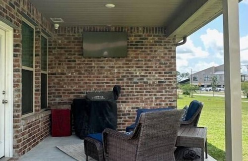 Westlake House | Family friendly home on golf course