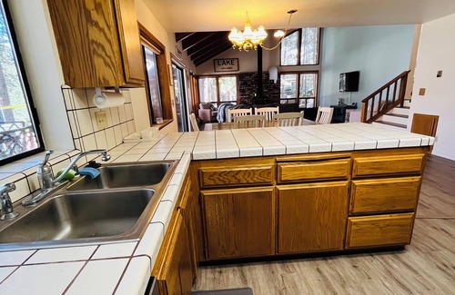 Lake Almanor West House | Family Friendly Home on the Golf Course in Lake Almanor West County Club