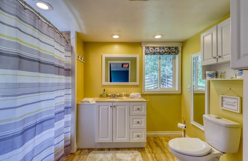 Covington House | Family-friendly Home with Private Hot Tub, Free WiFi, Firepit, and Creek