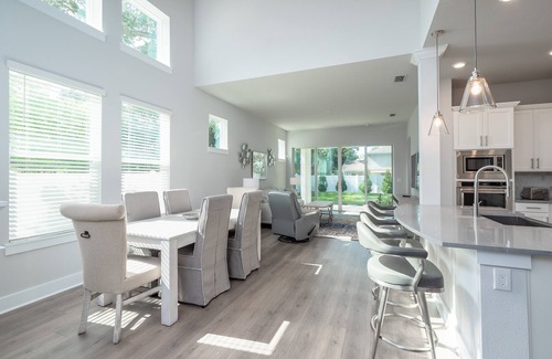 Alta Vista House | Family Friendly Home