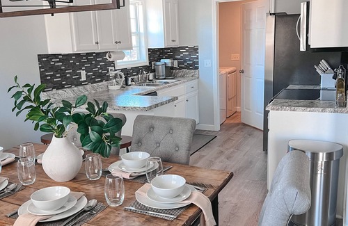 Rogersville House | Family Friendly House- Close to Branson & Springfield,MO with king size bed