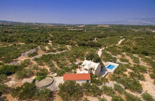 Praznica House | Family friendly house with a swimming pool Pučišća, Brač (K-21243)