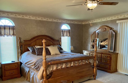 Moravia House | Family friendly house minutes from Rathbun Lake
