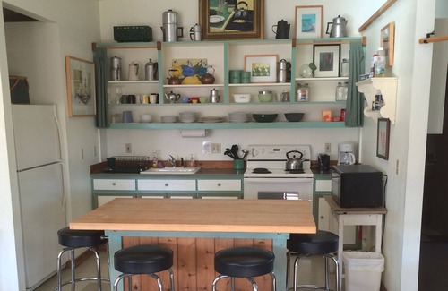 Friday Harbor Apartment | Family Friendly In Town Accommodations