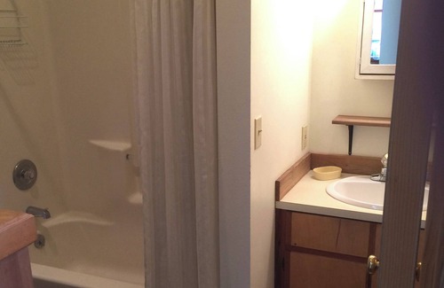 Friday Harbor Apartment | Family Friendly In Town Accommodations