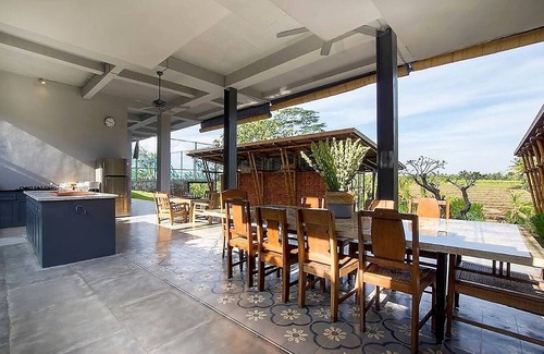 Kelating Villa | Family friendly 5 Bedrooms Villa with Pool, Tennis and Petanque field.