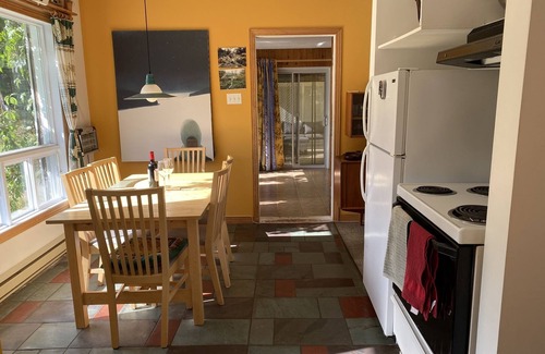 La Minerve Cottage | Family Friendly including the 4 legged ones (pet friendly)