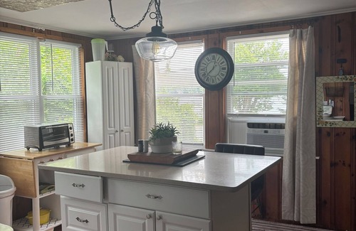 Moultonborough House | Family Friendly Lake Winnipesaukee Water Front.Boat launch across the street